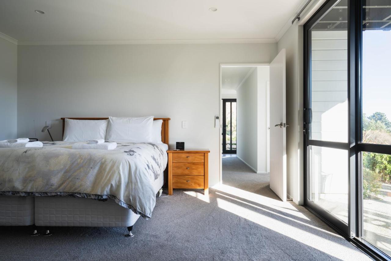 Modern Family Friendly Getaway Villa Dunedin Exterior foto
